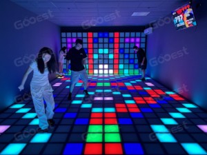 Gooest Pi Sport Jeu <span class=keywords><strong>de</strong></span> salle intérieure Lumière LED Activer les jeux <span class=keywords><strong>de</strong></span> réaction Jeu <span class=keywords><strong>de</strong></span> grille interactif pour <span class=keywords><strong>centre</strong></span> <span class=keywords><strong>de</strong></span> sport numérique - Product Image 3