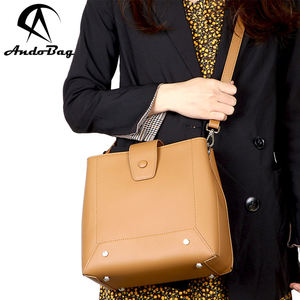 Sac bandoulière AndoBag en cuir véritable pour le quotidien, les trajets, le travail en extérieur, grande capacité, sac seau pour femme, sac à main 1643 - Product Image 1