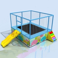 Lit de trampoline commercial de petite taille, aire de jeux intérieure souple pour enfants, ensemble de jeux pour enfants personnalisé avec échelle pour le plaisir en famille