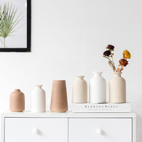 Vas Bunga Nordik Gaya Eropa Modern Rustic Putih dari Batu Keramik Vas Meja Kecil Vas Keramik untuk Bunga Kuncup