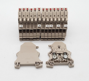 Terminal de Fusibles WSI 6 (Lote de 15) Nuevo Original en Existencia Automatización Industrial PLC Controlador de Programación PLC Dedicado - Product Image 1