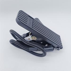 แป้นคันเร่ง Sa F3-152-341 สำหรับรถยกไฟฟ้า CQD16-20S คันเร่งควบคุมด้วยระบบอิเล็กทรอนิกส์ - Product Image 4