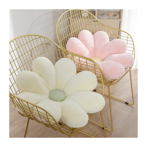 Logo brodé tournesol oreiller peluche pétale coussin pour chambre et bureau chaise décoration jouet et oreiller - Product Image 1