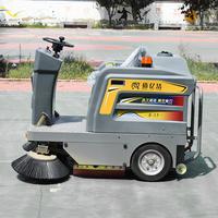 Balayeuse autoportée électrique 48V robuste pour le nettoyage commercial des routes, trottoirs, places et parkings