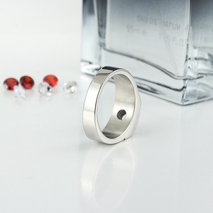 yunnique <b>Titanium</b> Steel <b>Ring</b> Silver White Stone Prong Setting Geometric Unisex Engagement Jewelry - Product Image 4