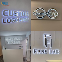 Enseigne rétroéclairée en acier inoxydable poli miroir, lettres lumineuses argentées, logo personnalisé avec éclairage halo, enseigne commerciale pour mur de bureau ou magasin