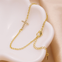 Bracelet croix en zircone plaqué or étanche, hypoallergénique, avec rallonge de chaîne et fermoir mousqueton, pour cadeau de bijoux religieux chrétien