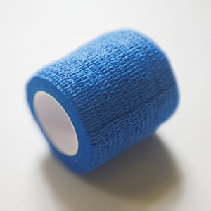 Vente en gros de ruban sportif non tissé imprimé personnalisé <span class=keywords><strong>Aranea</strong></span>, auto-adhésif, élastique, respirant, bande de maintien médicale CE - Product Image 3