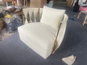 <span class=keywords><strong>Fauteuil</strong></span> d'appoint de luxe en cuir blanc avec cadre doré, dossier en treillis moderne, pour hôtel de luxe, hall d'accueil, sièges de réception - Product Image 3