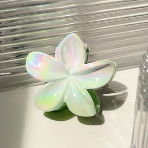 กิ๊บติดผมรูปดอกไม้สไตล์ฮาวายสำหรับผมบาง เหมาะสำหรับงานแต่งงานริมชายหาด - Product Image 6