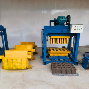 Efficiente e resistente, popolare in Tanzania, macchinario per la produzione di mattoni 4-40, macchinario per la produzione di mattoni in cemento. - Product Image 6
