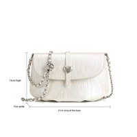 Tas Selempang Wanita Resmi Cow&Kitty 2026 Terbaru, Mewah, Kasual, Model Cloud Clutch 8316 Putih PU dengan Penutup XL