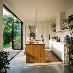 <span class=keywords><strong>Porte</strong></span> <span class=keywords><strong>pliante</strong></span> en aluminium imitation bois, finition chêne, <span class=keywords><strong>porte</strong></span> patio extérieure à double battant avec grilles décoratives pour résidence classique - Product Image 6