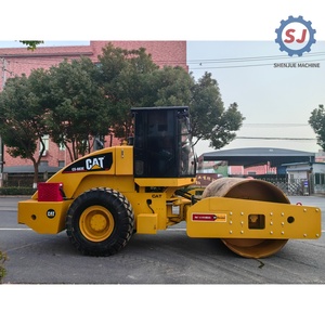 Compacteur CAT CS683E d'occasion, faible nombre d'heures de fonctionnement, rouleau lourd pour la construction routière et le compactage des fondations, stock disponible depuis la Chine - Product Image 1