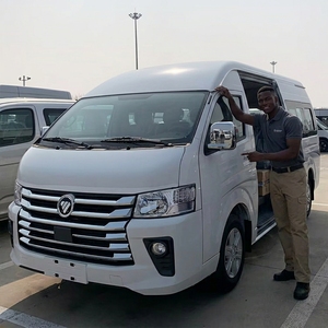Minibús de Pasajeros Foton View G7 Nuevo, 15 Asientos, Carrocería Estrecha, Techo Plano, Motor 2.4L Gasolina, Volante a la Izquierda/Derecha, Económico, para Países Insulares - Product Image 1