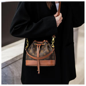 Bolsos de Mano de Cuero PVC con Cordón para Mujer, Bolso Bandolera Marrón Personalizado, Bolso de Hombro de Diseñador de Lujo - Product Image 5