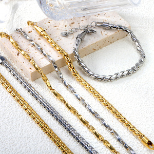Pulsera de cadena de moda con diseño geométrico retorcido de aleación de zinc para mujer - Product Image 1