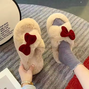 Nouvelles pantoufles à plateforme en PVC avec semelle en fourrure artificielle, style féerique, avec nœud, de haute qualité - Product Image 4