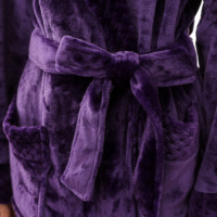 Peignoir long et chaud en flanelle couleur unie simple de haute qualité personnalisé pour hôtel Peignoir épais pour femmes Peignoirs Robe de chambre Vêtements d'intérieur