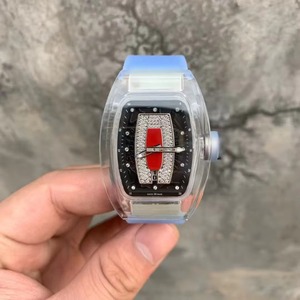 This Year's Luxurious Fashionable Simple Neutral Crystal Case Carbon Fiber Sapphire Dial Diver Power Reserve Skeletonized - Product Image 1