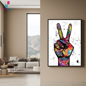 UNIART <span class=keywords><strong>Banksy</strong></span> Wall Art Prints V Gesture Victory Póster inspirador Graffiti abstracto Street Art Canvas Painting Pictures - Product Image 2