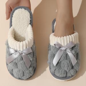 Chaussons d'intérieur chauds pour femme, mode automne-hiver, avec nœud, logo brodé, antidérapants, à bout ouvert, en coton peluche - Product Image 3