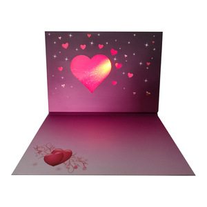 <span class=keywords><strong>Cadeau</strong></span> pour la Saint-Valentin Bonbons <span class=keywords><strong>Carte</strong></span> de vœux à lumière LED Cartes de vœux personnalisées Présentoir 3D Pop Up <span class=keywords><strong>Carte</strong></span> de vœux pour la Saint-Valentin - Product Image 3