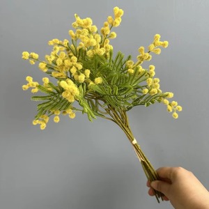 Ramo de <span class=keywords><strong>Flores</strong></span> de <span class=keywords><strong>Mimosa</strong></span> Artificiales Personalizado de 38 cm, <span class=keywords><strong>Flores</strong></span> Artificiales Blancas y <span class=keywords><strong>Amarillas</strong></span> con Efecto de Terciopelo para Decoración del Hogar y Bodas - Product Image 1
