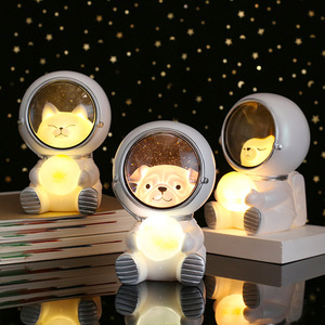 NUEVA Lámpara Nocturna LED Creativa Galax Guardian, Linda Lámpara de Astronauta con Diseño de Mascota y Luna, Decorativa para Dormitorio, Juguete para Bebés y Niños, Regalo - Product Image 2