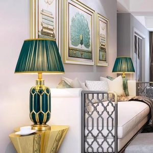 Bán Chạy Đèn Bàn Cạnh Đèn Bàn Trang Trí Nhà Cửa Khách Sạn E27 Đèn Giường Phòng Ngủ Hiện Đại Đèn Bàn Cạnh Giường Sang Trọng - Product Image 1