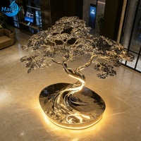 Conception et personnalisation gratuites de statues et sculptures modernes en acier inoxydable pour la décoration intérieure