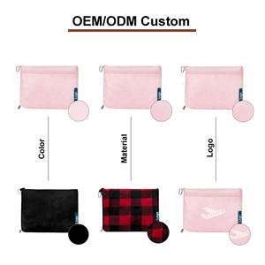 Vendita calda della fabbrica su misura ricamano il Logo 2 in 1 aereo da portare sulla coperta portatile morbida da viaggio coperta e Set di cuscini con cerniera - Product Image 4