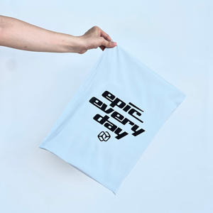 Sacs d'expédition écologiques mats blancs, couleur personnalisée, blanc brillant, express, recyclables, sacs en kraft, machine d'impression de sacs d'expédition pour t-shirt - Product Image 1