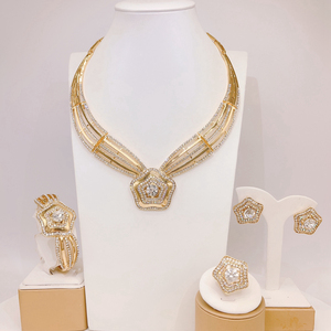 ZhuerruiNew Ensemble de bijoux plaqué or 24K avec étoiles en <span class=keywords><strong>diamant</strong></span> Personnalité unique Vitalité Demoiselles <span class=keywords><strong>d</strong></span>'honneur Accompagnées Main GiftHA240507 - Product Image 4