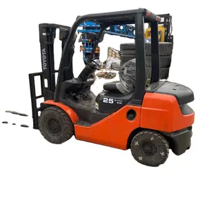 cheap used toyota forklift FD25 7fd25 8fd25 goodcondition forklift