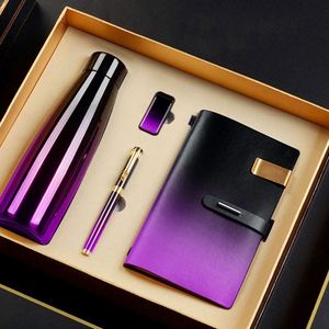 ชุดของขวัญสุดฮิตปี 2025 แก้วเก็บความร้อนสุญญากาศ สมุดแพลนเนอร์สุดหรู พร้อมแฟลชไดรฟ์ USB+ปากกาไม้สีแดง สำหรับผู้ชาย - Product Image 3