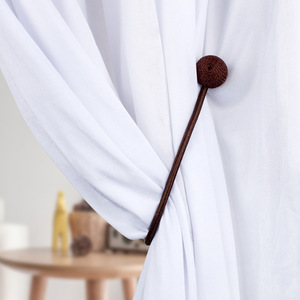 Fermacravatte con tendine a sfera con perle magnetiche - Product Image 6