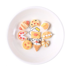 CHENXI Miniaturas de Resina de Pan y Postres, Cabujones Planos, Dijes para Teléfono, Decoración, Accesorios para Manualidades DIY - Product Image 3