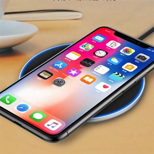 10W LED Light Wireless Charging Pad <span class=keywords><strong>Charge</strong></span> <span class=keywords><strong>rapide</strong></span> pour <span class=keywords><strong>iPhone</strong></span> XS 11 Pro <span class=keywords><strong>8</strong></span> <span class=keywords><strong>Plus</strong></span> avec entrée 5V/2A - Product Image 5