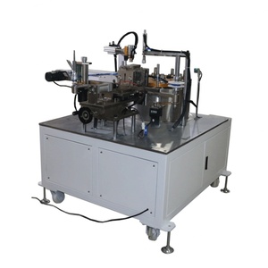 Machine de marquage à chaud pneumatique automatique de haute précision pour le marquage des bouchons de bouteilles, avec fonction d'impression par transfert thermique pour lignes dorées et argentées - Product Image 6