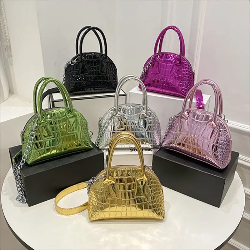 2023 new arrival patent leather shoulder women purses and chain handbags ladies hand bags shiny mini shell bag