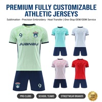 Camiseta de Fútbol Transpirable de Malla de Poliéster de 150GSM con Logotipo Personalizado Impreso por Transferencia de Calor