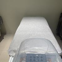 Drap de lit jetable imperméable en PP non tissé avec élastique, idéal pour les soins de santé, les hôtels et les salons de beauté