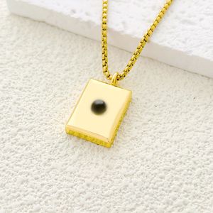 <span class=keywords><strong>Collana</strong></span> da Donna in Acciaio Inossidabile <span class=keywords><strong>con</strong></span> Ciondolo a Lettera per Fidanzamento e Catena a Maglie, Personalizzabile <span class=keywords><strong>con</strong></span> <span class=keywords><strong>Proiezione</strong></span> Immagine Fai-da-te, Dropshipping - Product Image 3