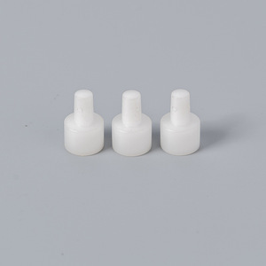 Bouchon en plastique POM-H POM BAQI-4542, cylindrique, haute rigidité, qualité pour moulage par injection - Product Image 1