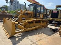 Bulldozer sur chenilles d'occasion CATD6D de 16 tonnes avec roulement de moteur, conçu pour l'installation de pipelines souterrains multi-terrains et doté d'une conception économe en énergie