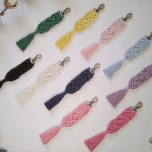 พวงกุญแจมาคราเม่ แฮนด์เมด สร้างความสุข - Product Image 1