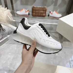 รองเท้าผ้าใบลำลองแบบย้อนยุค Alexander Unisex รุ่น Retro Platform หนังแท้ พื้นหนา ผูกเชือก น้ำหนักเบา เหมาะสำหรับเดินเล่นกลางแจ้ง - Product Image 1