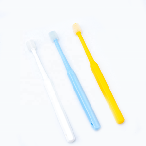 Limpiador Dental Esencial Vibrant de 360 Grados para Perros y Gatos con Cerdas Suaves para un Cuidado Bucal Integral - Product Image 3