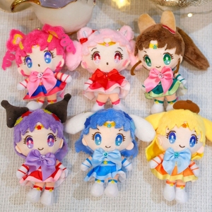 Ingrosso Peluche <span class=keywords><strong>Sailor</strong></span> <span class=keywords><strong>Moon</strong></span> da 10 cm (4 pollici) - Mini Bambole Anime Portachiavi per Macchine Acchiappapremi - Product Image 2